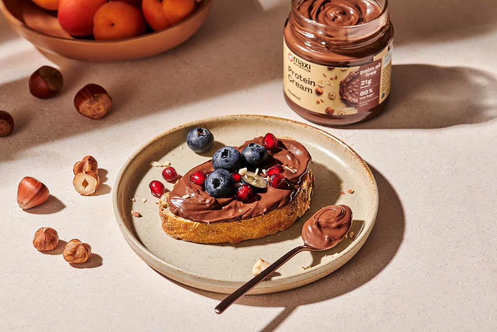 Maxinutrition Protein Cream Haselnuss-Nougat 200G Im Glas, Schokoladenaufstrich Mit 21% Protein- Und 24% Haselnussanteil, Mit Nur 7,7 Gramm Zucker (80% Weniger Als Herkömmliche Streichcremes)